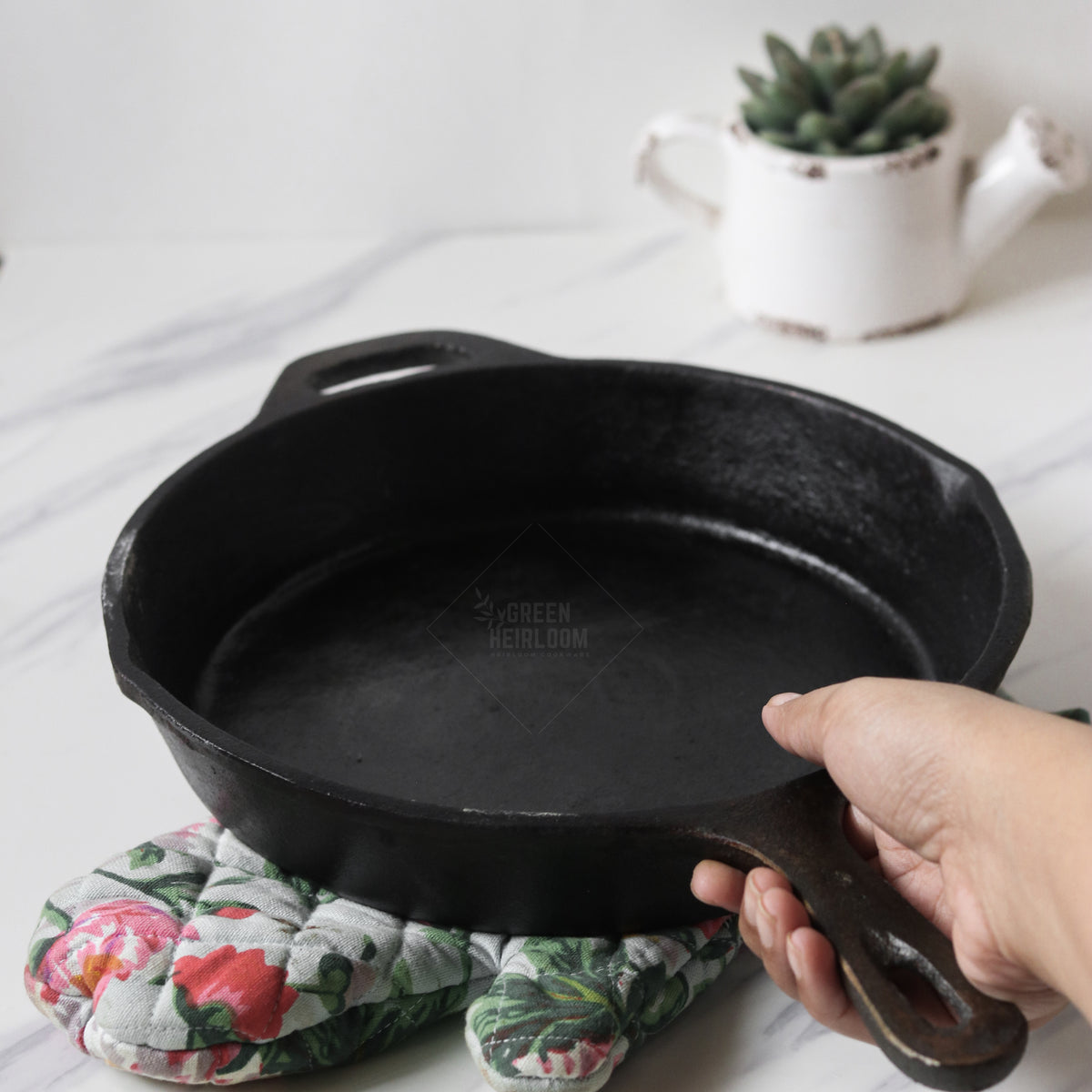 Buy High Grade Cast Iron Wok Online - Greenheirloom – Greenheirloom (Unit  of Curated Products Private Limited)