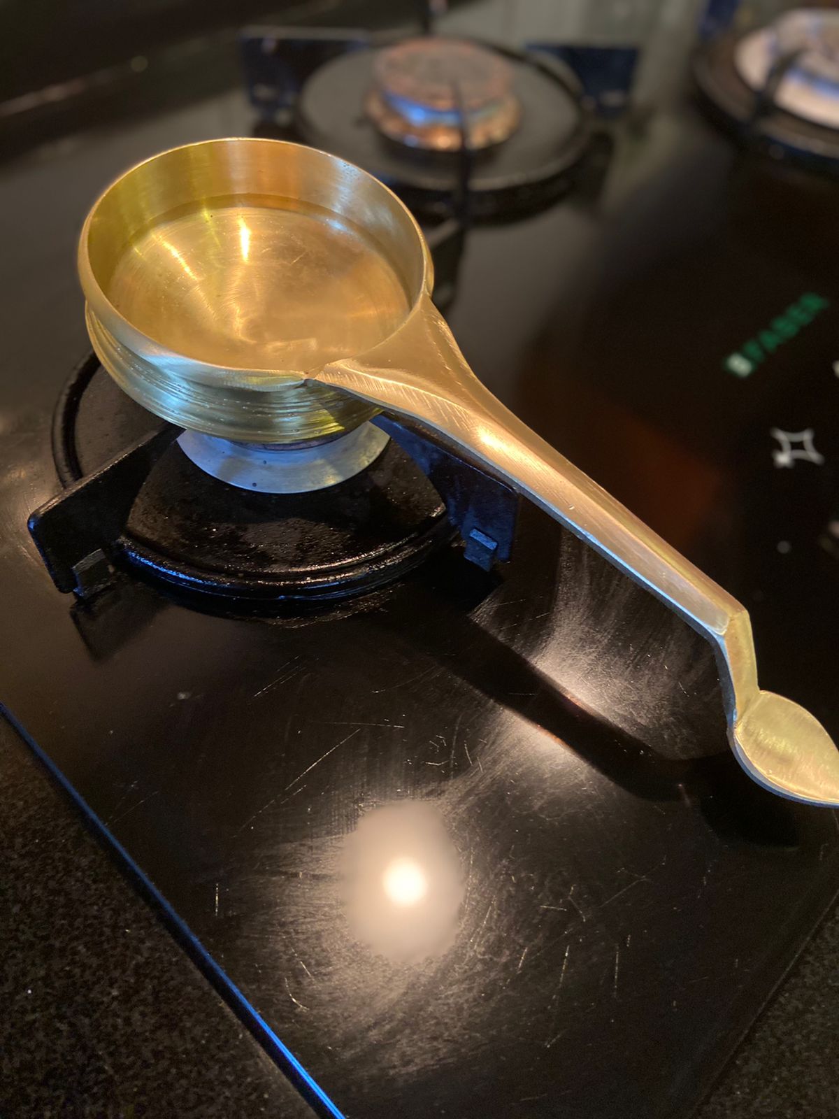 Brass Tadka pan/ Kai Urali